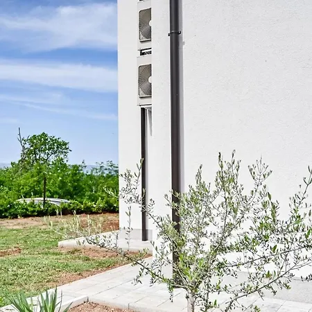 Luxury Nina With Sea View Appartamento